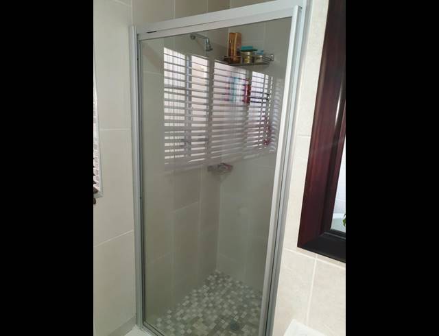 2 BEDROOM APARTMENT FOR SALE IN SUNNINGHILL